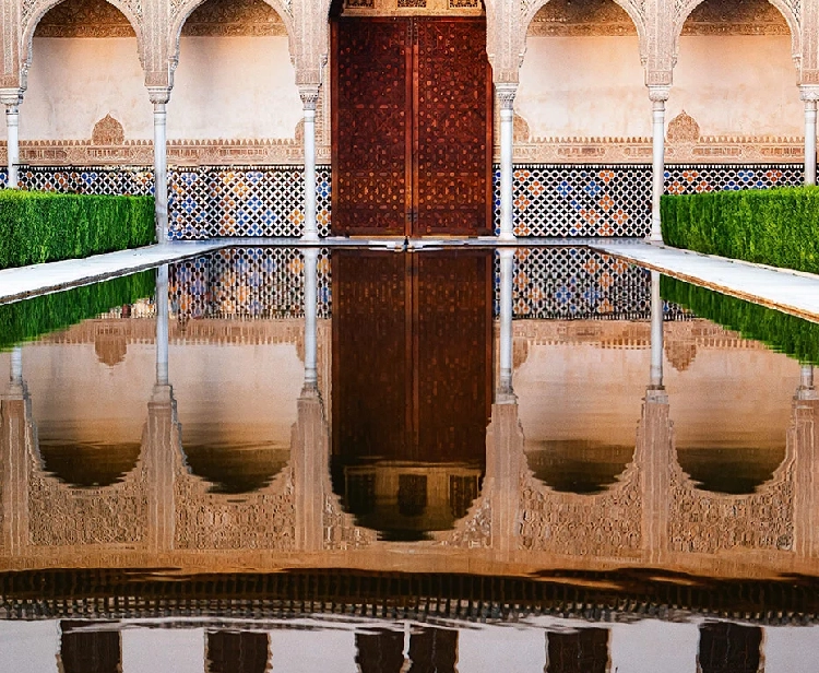 Day trip to Granada from Seville garden