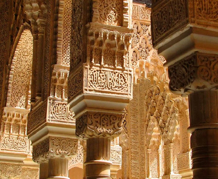 Visit the Alhambra with a guide